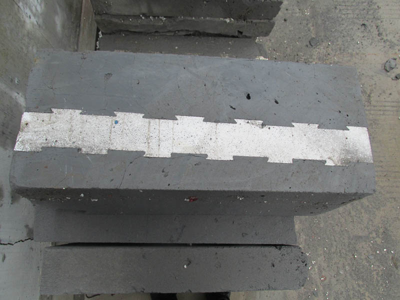 復(fù)合自保溫砌塊生產(chǎn)廠(chǎng)家